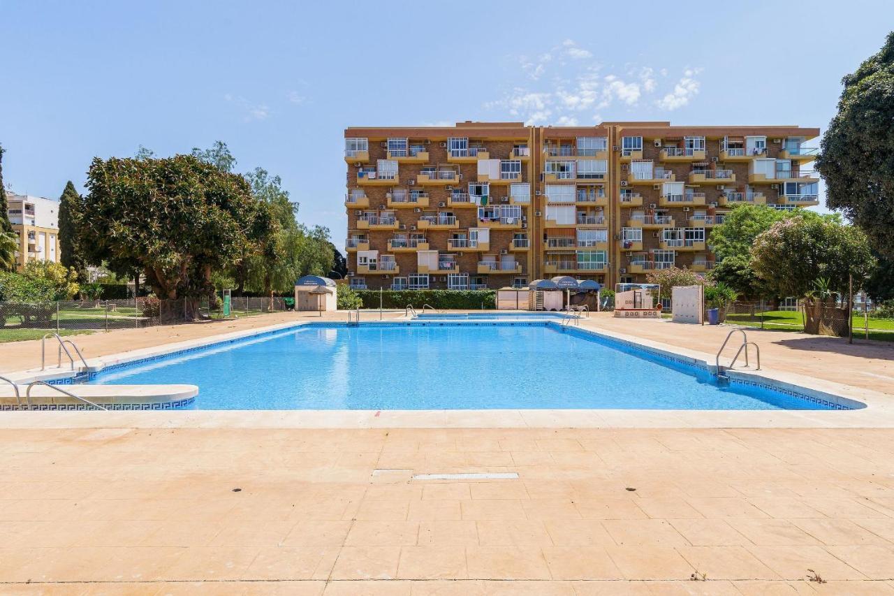 Cosy Studio With Balcony In Bonanza Square Daire Benalmádena Dış mekan fotoğraf